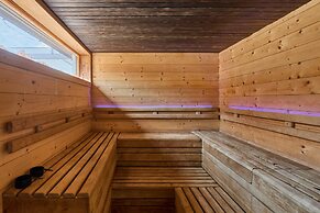Villa in Radvanice With hot tub