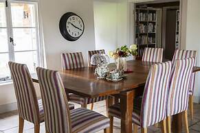 Fabulous Farmhouse in Hampshire