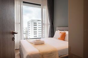 Emily Lim Tower Luxury Saigon Center