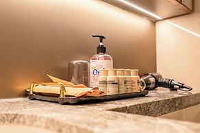 Emily Lim Tower Luxury Saigon Center