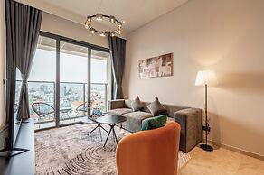 Emily Lim Tower Luxury Saigon Center