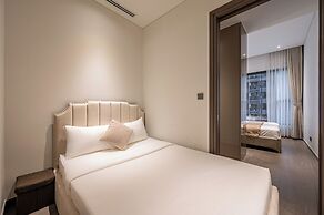 Emily Lim Tower Luxury Saigon Center