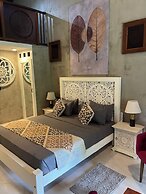 Aramya hotel