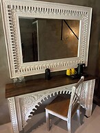Aramya hotel