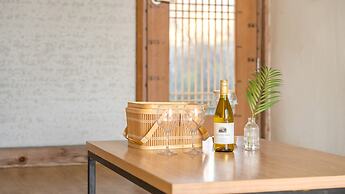 Gyeongju Aratteul Hanok Pet Pension