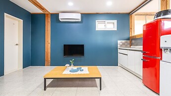 Gyeongju Aratteul Hanok Pet Pension