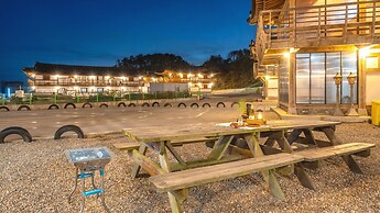 Gyeongju Aratteul Hanok Pet Pension