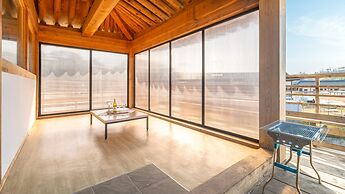 Gyeongju Aratteul Hanok Pet Pension