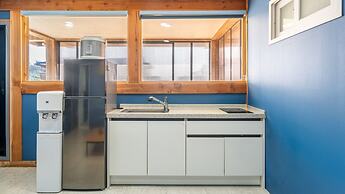 Gyeongju Aratteul Hanok Pet Pension