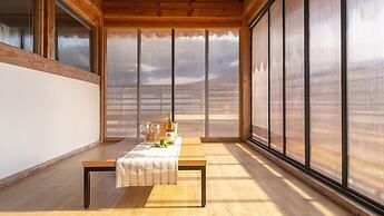 Gyeongju Aratteul Hanok Pet Pension