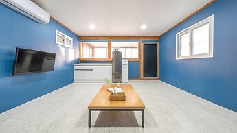 Gyeongju Aratteul Hanok Pet Pension