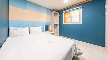 Gyeongju Aratteul Hanok Pet Pension