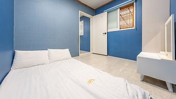 Gyeongju Aratteul Hanok Pet Pension