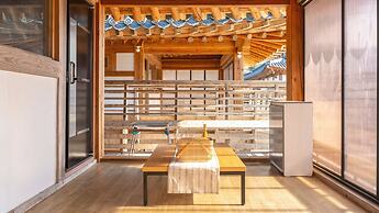 Gyeongju Aratteul Hanok Pet Pension