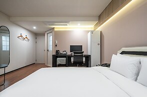 HOUND HOTEL Pyeongtaek Songtan
