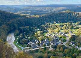 Riverside Retreat, Ardennes