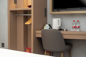 Trendy Romantic Hotel Guangzhou Panyu Qiaonan Aoyuan Plaza Branch - Fr