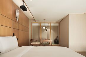 The Boutique Hotel Authentic Antique