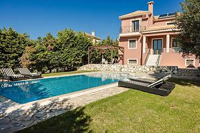 Ilios Kefalonia With 3 Bedrooms and 3 Bathrooms