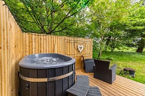 Host Stay The Hartley Hut