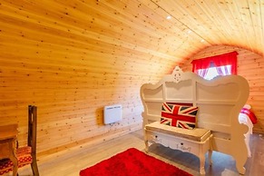 Host Stay Firefly Spa Lodge