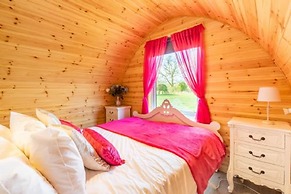 Host Stay Dragonfly Spa Lodge