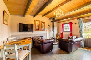 Host Stay Dragonfly Spa Lodge