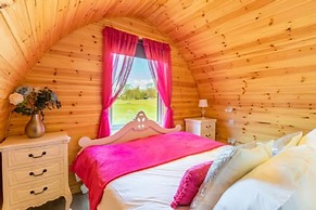 Host Stay Dragonfly Spa Lodge