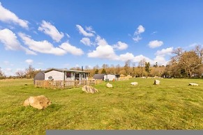 Host Stay Dragonfly Spa Lodge