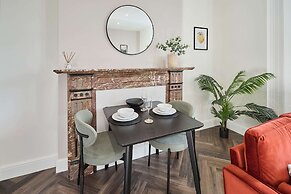 Host Stay Apartment 2 Upton House