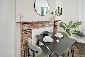 Host Stay Apartment 2 Upton House