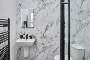 Host Stay Apartment 2 Upton House