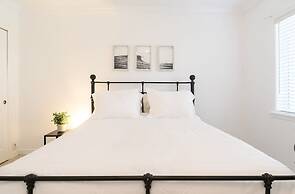 Las Olas Blvd Exclusive Apt With Waterview