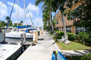 Las Olas Blvd Exclusive Apt With Waterview