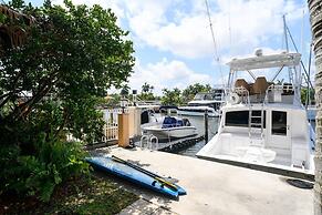 Las Olas Blvd Exclusive Apt With Waterview