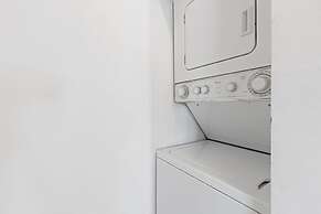 Las Olas Blvd Exclusive Apt With Waterview