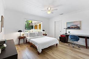 Spacious Beach Apt in Las Olas Blvd