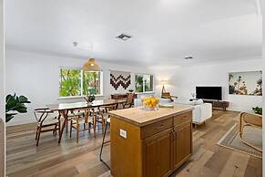 Spacious Beach Apt in Las Olas Blvd