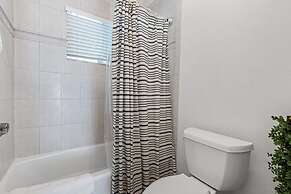 Spacious Beach Apt in Las Olas Blvd