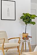 Lovely Rental Unit With Free Parking on Premises