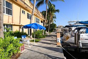 Beach Apt With Waterview in Las Olas Blvd