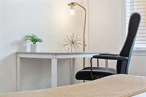 Beach Apt With Waterview in Las Olas Blvd