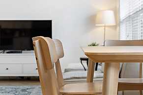 Beach Apt With Waterview in Las Olas Blvd