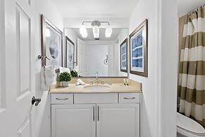 Beach Apt With Waterview in Las Olas Blvd