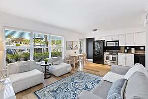 Beach Apt With Waterview in Las Olas Blvd
