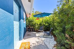 Stylish 2 BR Condo - Close to Riverwalk