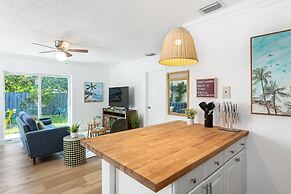 Beautiful 2 BR Apartment - Bright and Spacious