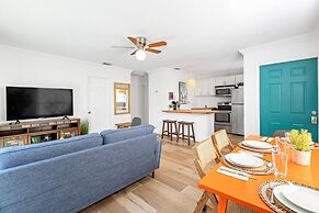 Beautiful 2 BR Apartment - Bright and Spacious