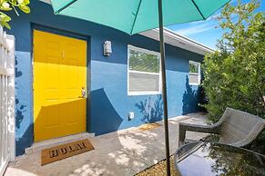 The Yellow Submarine Sailboat Bend