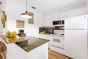 The Yellow Submarine Sailboat Bend